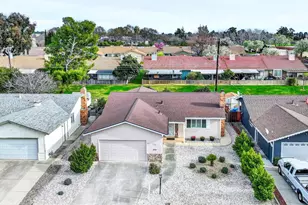 192 Carlsbad Cir, Vacaville, CA 95687 - Photo 9