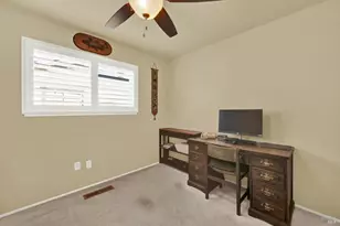 192 Carlsbad Cir, Vacaville, CA 95687 - Photo 45