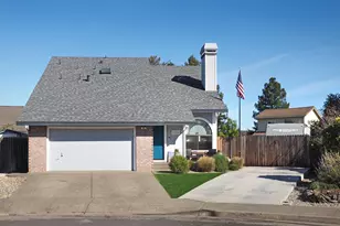 105 Zapata Ct, Windsor, CA 95492 - Photo 43