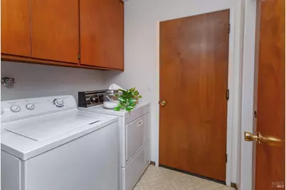 5530 Dupont Drive, Santa Rosa, CA 95409 - Photo 17