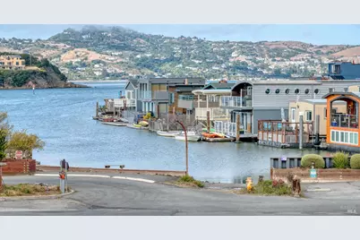10 E Pier, Sausalito, CA 94965 - Photo 33