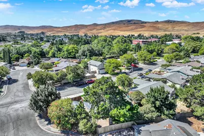 680 Silver Lake Drive, Fairfield, CA 94534 - Photo 53