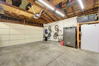 680 Silver Lake Drive, Fairfield, CA 94534 - Photo 45