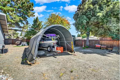 680 Silver Lake Drive, Fairfield, CA 94534 - Photo 67