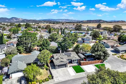 680 Silver Lake Drive, Fairfield, CA 94534 - Photo 49