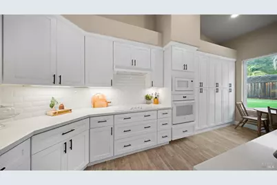 1843 Bella Vista Way, Santa Rosa, CA 95403 - Photo 3