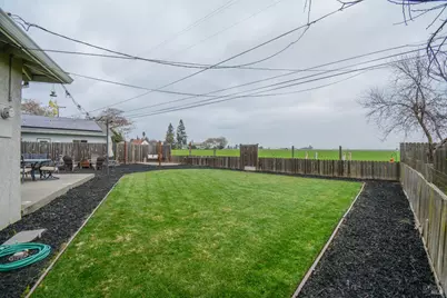 305 S 8th Street, Dixon, CA 95620 - Photo 29