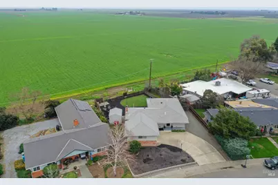 305 S 8th Street, Dixon, CA 95620 - Photo 37