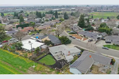 305 S 8th Street, Dixon, CA 95620 - Photo 35