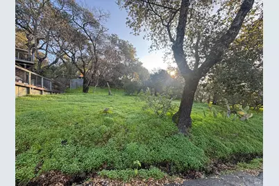 17278 Hillcrest Avenue, Sonoma, CA 95476 - Photo 5