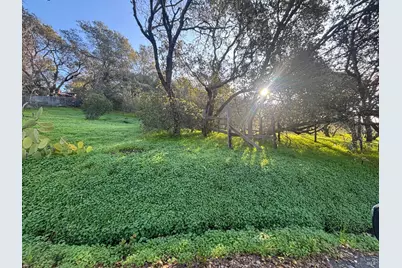 17278 Hillcrest Avenue, Sonoma, CA 95476 - Photo 3