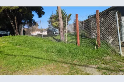 677 Renfrew Road, El Sobrante, CA 94803 - Photo 11