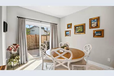 1212 Del Rancho Way, Petaluma, CA 94954 - Photo 5