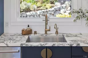 91 Holstein Rd, San Anselmo, CA 94960 - Photo 9