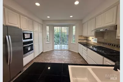 5011 Staghorn Drive, Vallejo, CA 94591 - Photo 7