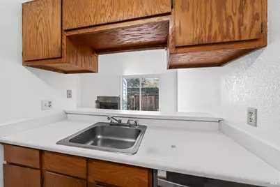 230 Courtyards E, Windsor, CA 95492 - Photo 13