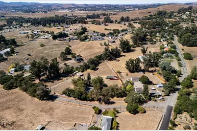 635 Goodwin Avenue, Penngrove, CA 94951 - Photo 47