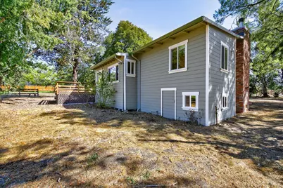 635 Goodwin Avenue, Penngrove, CA 94951 - Photo 9