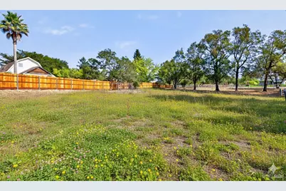 635 Goodwin Avenue, Penngrove, CA 94951 - Photo 5