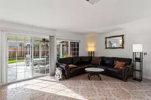 160 Bristol Dr, Vacaville, CA 95687 - Photo 17