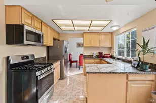 160 Bristol Dr, Vacaville, CA 95687 - Photo 13