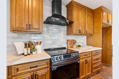 1028 Eastridge Drive, Napa, CA 94558 - Photo 7
