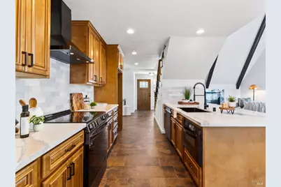 1028 Eastridge Drive, Napa, CA 94558 - Photo 11