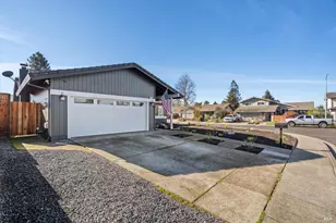 4472 Hollingsworth Cir, Rohnert Park, CA 94928 - Photo 33