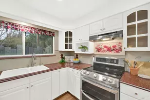 126 Olympic Cir, Vacaville, CA 95687 - Photo 23