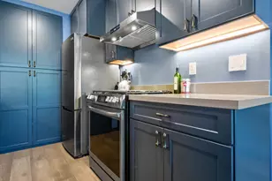 98 Forest Ln, San Rafael, CA 94903 - Photo 17