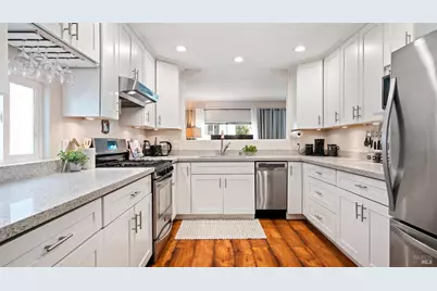 123 Ensenada Drive, Novato, CA 94949 - Photo 3