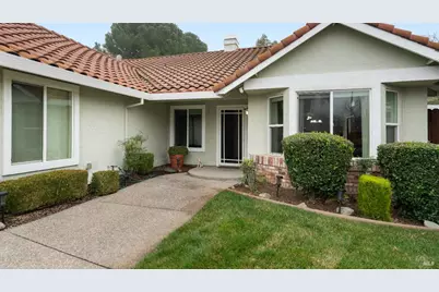 419 Trillick Court, Vacaville, CA 95688 - Photo 3