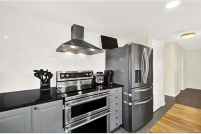 655 Marshall Court, Vacaville, CA 95687 - Photo 31