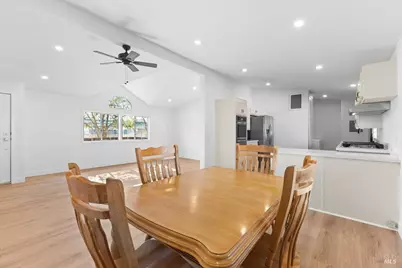 8145 Willow Street, Windsor, CA 95492 - Photo 5