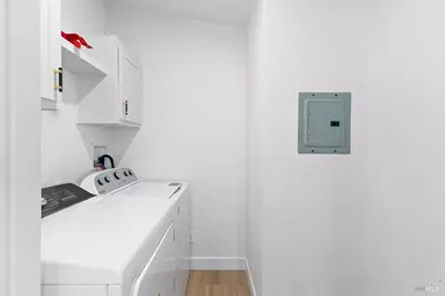 8145 Willow Street, Windsor, CA 95492 - Photo 9