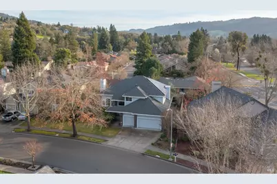 4604 Parktrail Court, Santa Rosa, CA 95405 - Photo 3