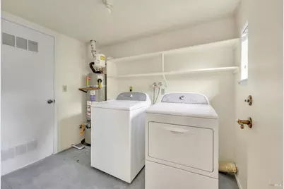 331 Pythian Road, Santa Rosa, CA 95409 - Photo 27