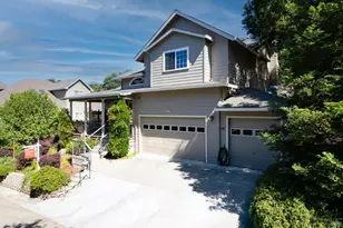 230 Clear Ridge Dr, Healdsburg, CA 95448 - Photo 3