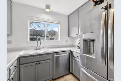 205 Elbridge Avenue #H, Cloverdale, CA 95425 - Photo 7