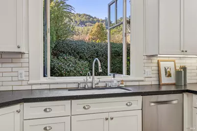 75 Kensington Road, San Anselmo, CA 94960 - Photo 23