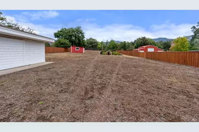 1044 4th Avenue, Napa, CA 94559 - Photo 49