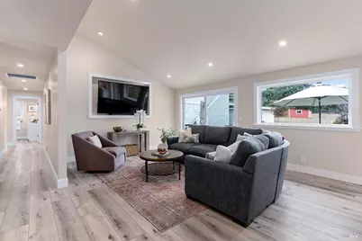 1044 4th Avenue, Napa, CA 94559 - Photo 9