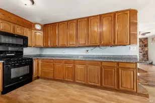 408 Lakeside Dr, Vallejo, CA 94589 - Photo 13