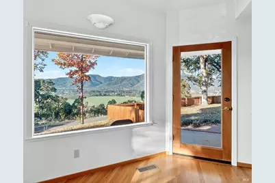 351 View Drive, Ukiah, CA 95482 - Photo 3