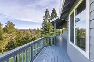 324 Burgundy Rd, Healdsburg, CA 95448 - Photo 11