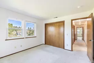 324 Burgundy Rd, Healdsburg, CA 95448 - Photo 33