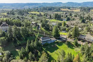 324 Burgundy Rd, Healdsburg, CA 95448 - Photo 47