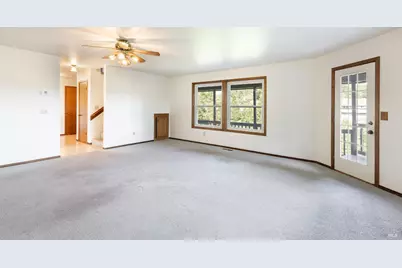 324 Burgundy Road, Healdsburg, CA 95448 - Photo 15