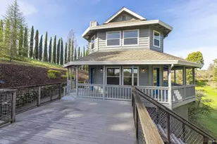 324 Burgundy Rd, Healdsburg, CA 95448 - Photo 39