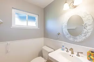 324 Burgundy Rd, Healdsburg, CA 95448 - Photo 25